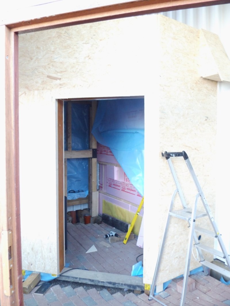 Umbauarbeiten bei Wohnwagen Bodenburg